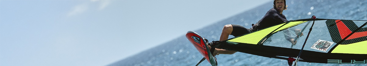 Foiling sails