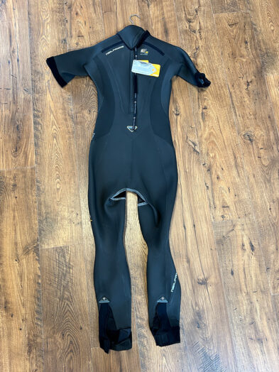 Neil Pryde steamer 3/2 Small #025 £25